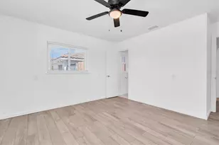 197 Lido Dr, Saint Pete Beach, FL 33706 - Photo 25