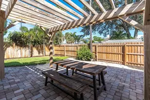 197 Lido Dr, Saint Pete Beach, FL 33706 - Photo 31