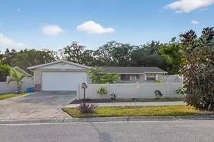1612 Coppertree Dr, Tarpon Springs, FL 34689 - Photo 1