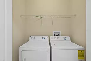 37622 Georgina Terrace, Zephyrhills, FL 33542 - Photo 21