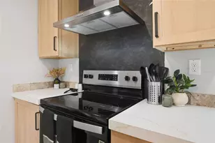 18104 Nicholas Ave, Brooksville, FL 34604 - Photo 17