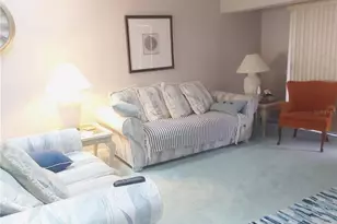 9344 Links Ln, New Port Richey, FL 34655 - Photo 7