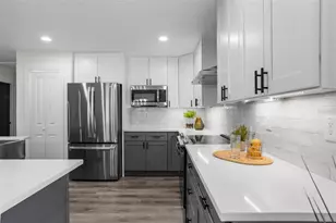 13383 Maureen Ave, Spring Hill, FL 34609 - Photo 15