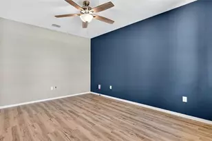 996 Scarlet Plume Ln, Brooksville, FL 34604 - Photo 7