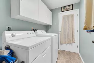 10800 Teer Ln, Port Richey, FL 34668 - Photo 27