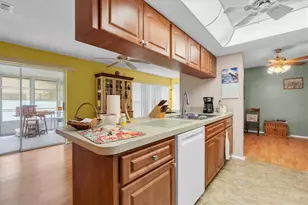 10800 Teer Ln, Port Richey, FL 34668 - Photo 11