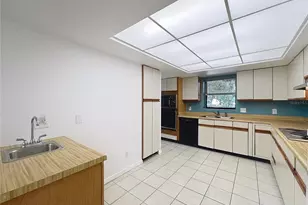 504 S Florida Ave, Tarpon Springs, FL 34689 - Photo 17