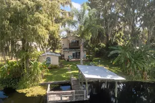 7965 W Riverbend Rd, Crystal River, FL 34428 - Photo 3