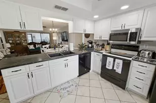 7221 Greystone Dr, Hudson, FL 34667 - Photo 5