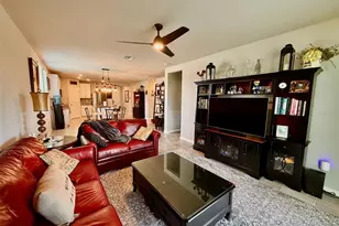 3082 Forrest Plum Ct, Zephyrhills, FL 33540 - Photo 19