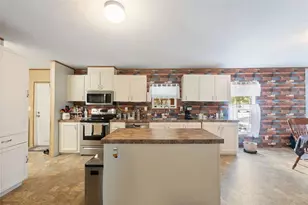 16481 Oakview Dr, Brooksville, FL 34601 - Photo 13