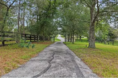 470 Fay Avenue, Spring Hill, FL 34609 - Photo 7