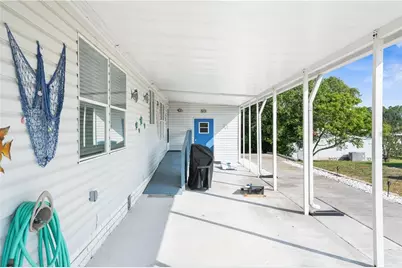 9183 Salisbury Drive, Brooksville, FL 34613 - Photo 9