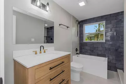 3513 Beechwood Boulevard, Tampa, FL 33619 - Photo 9