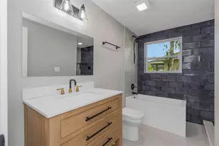 3513 Beechwood Blvd, Tampa, FL 33619 - Photo 9