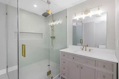 3513 Beechwood Boulevard, Tampa, FL 33619 - Photo 15