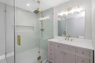 3513 Beechwood Blvd, Tampa, FL 33619 - Photo 15