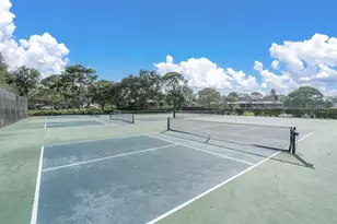 1001 Spoontail Ct, Tarpon Springs, FL 34689 - Photo 55