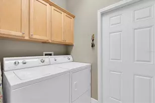 1001 Spoontail Ct, Tarpon Springs, FL 34689 - Photo 29