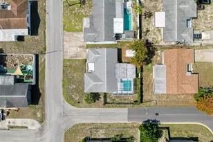 7815 Foxbloom Dr, Port Richey, FL 34668 - Photo 49