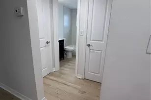 4223 E Sheldon Pl, New Port Richey, FL 34652 - Photo 5