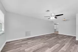 8350 Burgundy Dr N, Pinellas Park, FL 33781 - Photo 7