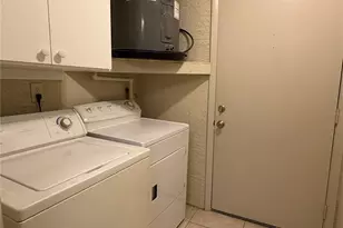 9221 Repondo Pl, New Port Richey, FL 34655 - Photo 11