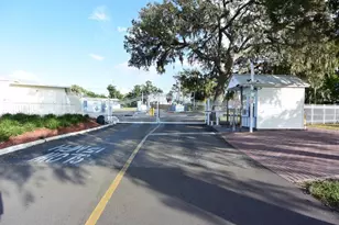 2122 Waterview Dr, Holiday, FL 34691 - Photo 13