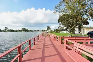 2122 Waterview Dr, Holiday, FL 34691 - Photo 3