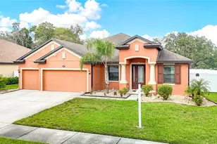 422 Challice Dr, Spring Hill, FL 34609 - Photo 3