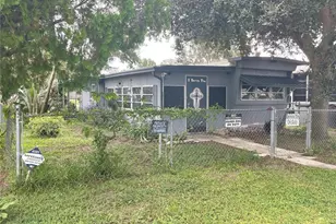 6250 Connecticut St, Zephyrhills, FL 33542 - Photo 19
