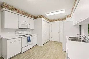 7343 Willowbrook Dr, Spring Hill, FL 34606 - Photo 5