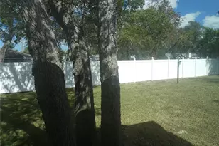 8365 Boyce St, Spring Hill, FL 34606 - Photo 5