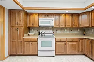 6701 Freeport Dr, Spring Hill, FL 34608 - Photo 21