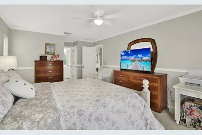 2450 Sunrise Court, Spring Hill, FL 34608 - Photo 11