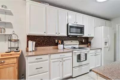 7536 Heather Walk Drive, Weeki Wachee, FL 34613 - Photo 13