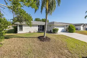 8015 San Fernando Dr, Port Richey, FL 34668 - Photo 3