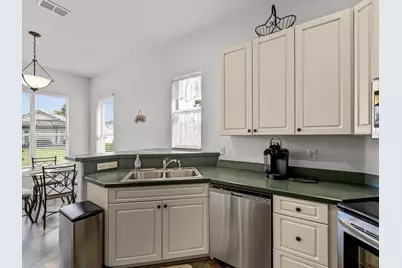 9226 Penelope Drive, Weeki Wachee, FL 34613 - Photo 21