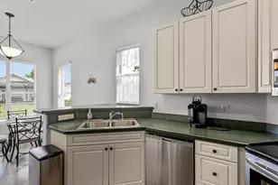 9226 Penelope Dr, Weeki Wachee, FL 34613 - Photo 21