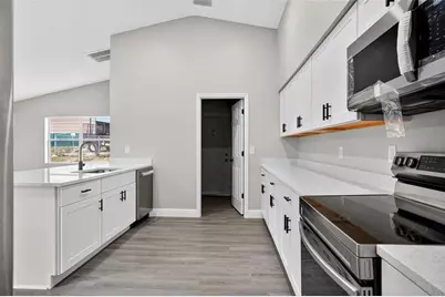 10294 Desert Sparrow Avenue, Weeki Wachee, FL 34613 - Photo 11