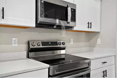 10294 Desert Sparrow Avenue, Weeki Wachee, FL 34613 - Photo 9