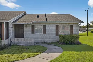 9525 Fieldview Cir, Thonotosassa, FL 33592 - Photo 1