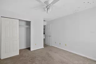 9525 Fieldview Cir, Thonotosassa, FL 33592 - Photo 17