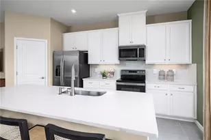 20245 Lou Angela Ln, Lutz, FL 33558 - Photo 3