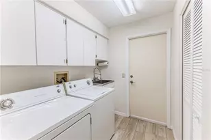 2692 Royal Ridge Dr, Spring Hill, FL 34606 - Photo 55