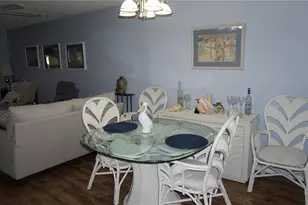 11241 Versailles Ln, Port Richey, FL 34668 - Photo 7