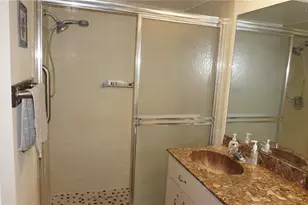 11241 Versailles Ln, Port Richey, FL 34668 - Photo 19