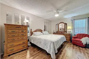 11241 Versailles Ln, Port Richey, FL 34668 - Photo 17