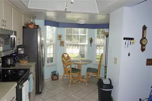 11241 Versailles Ln, Port Richey, FL 34668 - Photo 7