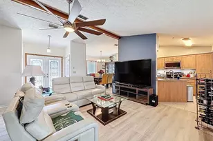 11225 Roman St, Spring Hill, FL 34609 - Photo 9